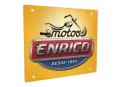 Motos